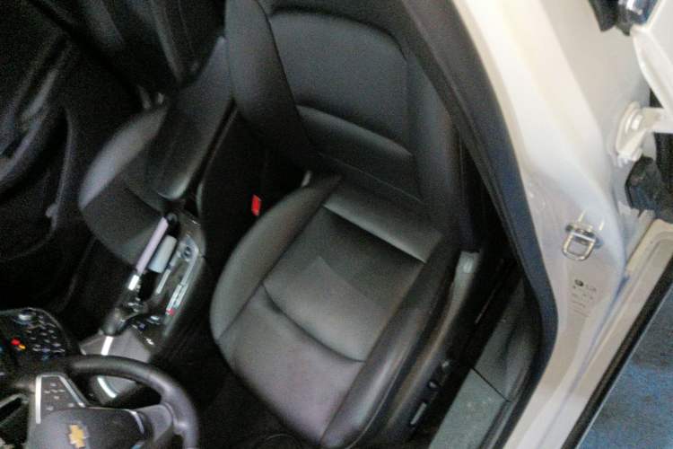 Used Chevrolet Malibu XL 2021 535T Automatic Sport Edition Left Front Seat