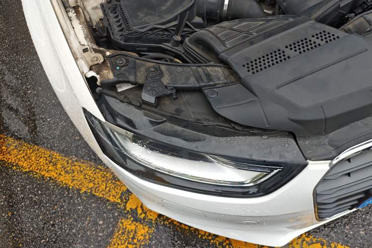 Used Audi A4L 2013 35 TFSI Automatic Technology Edition Right Front Headlight