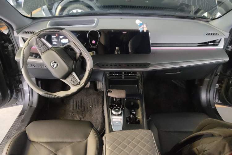 Used CHANGAN Ruicheng PLUS 2023 1.5T DCT Flagship Edition Center Console