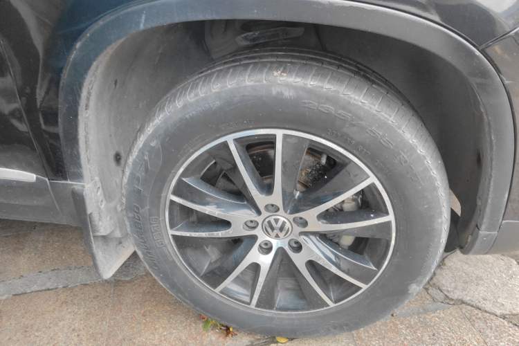 Used Volkswagen Tiguan 2013 1.8 TSI Automatic All-Wheel Drive Luxury Model