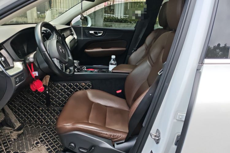 Used Volvo XC60 2020 T5 4x4 Zhiyi Luxury Edition