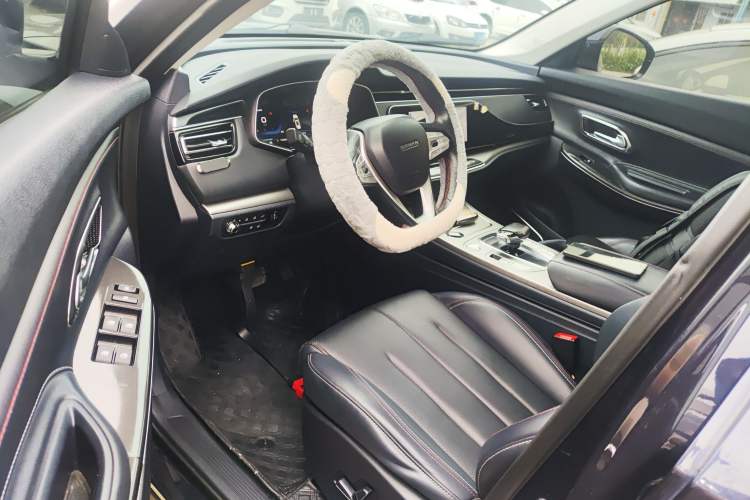 Used CHANGAN OSHAN X7 2021 1.5T Space Freedom Edition with Automatic Parking and Facial Recognition Driver Seat