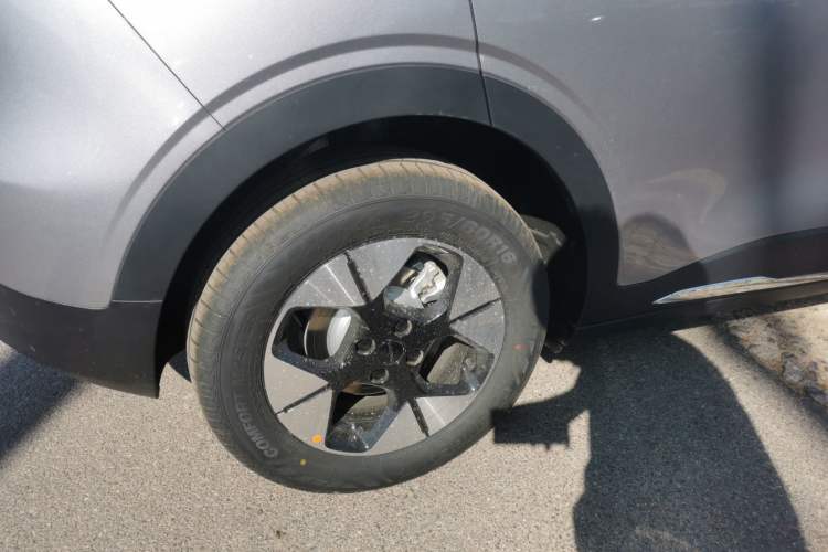 Used Geely Galaxy Geome 2026 Model 310km Dream Edition Right Rear Wheel Hub