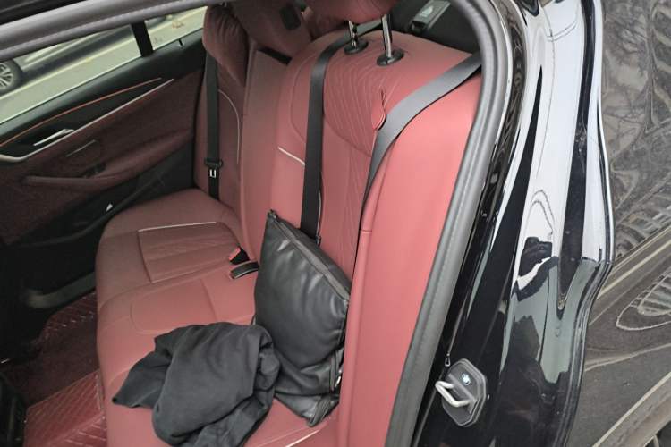 Used BMW 5 Series 2023 530Li Leading Model M Sport Package