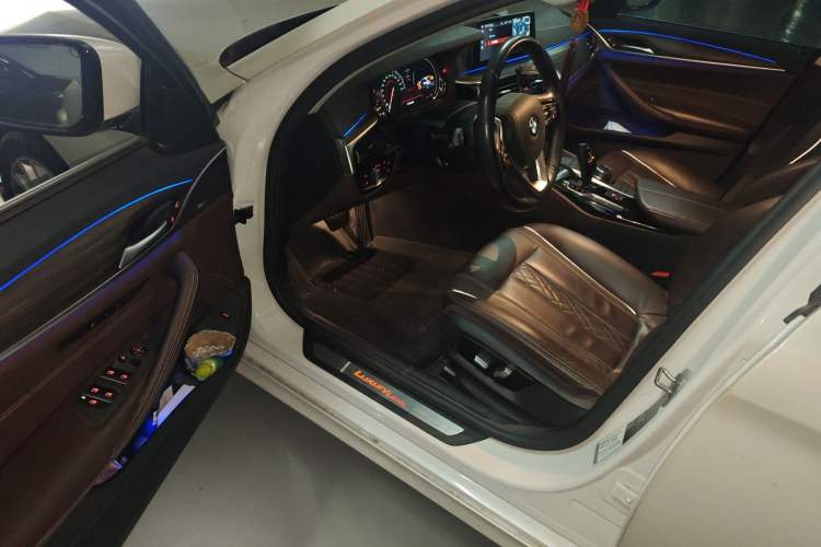 Used BMW 5 Series 2018 530Li Leading Edition Luxury Package
