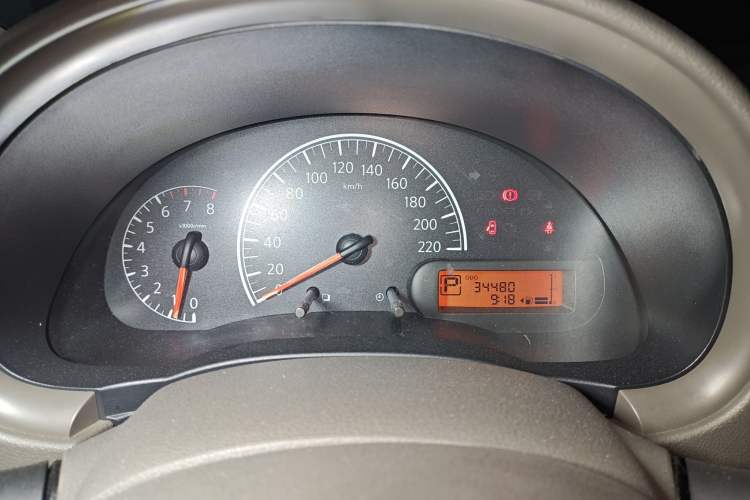 Used Nissan Sunny 2011 1.5XE CVT Comfort Edition Instrument Cluster