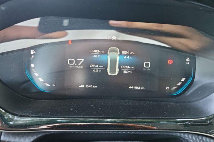 Used Baojun RM-5 2019 1.5T Manual Elite Version with 24-Hour Online Service 7 Seats
