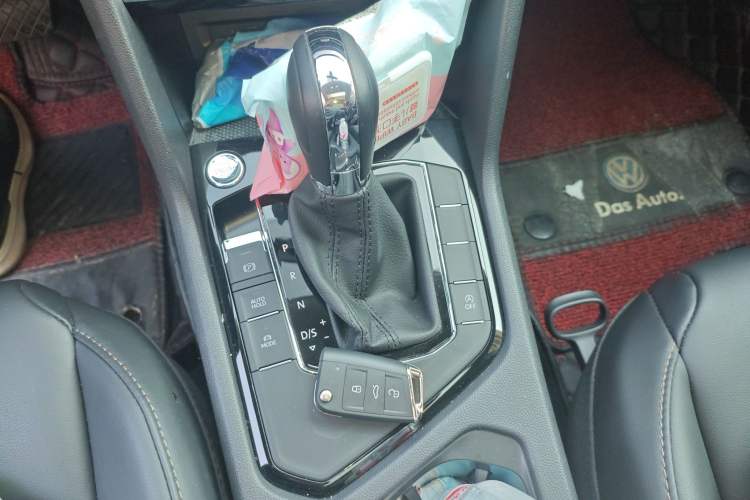 Used Volkswagen Tharu 2022 280TSI Two-Wheel-Drive Luxury Edition