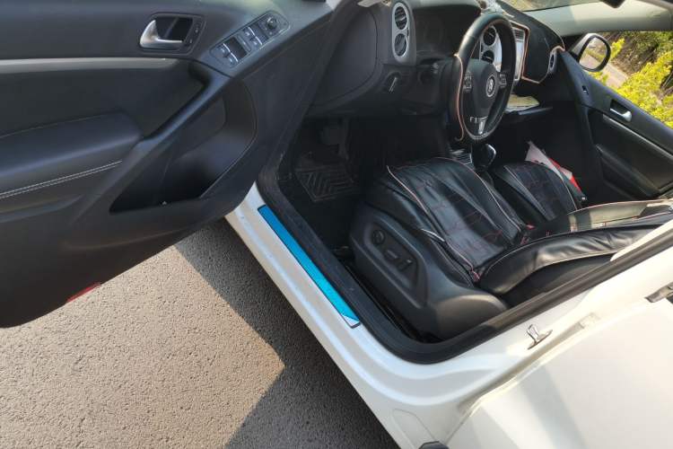 Used Volkswagen Tiguan 2016 280TSI Automatic Two-Wheel Drive Silk Road Comfort Edition Driver Seat