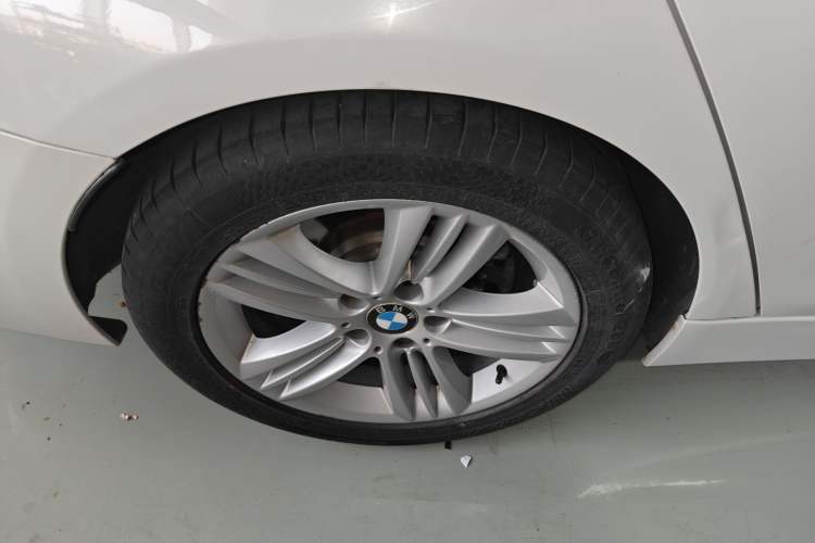 Used BMW 3 Series 2016 320Li Ambition Model
