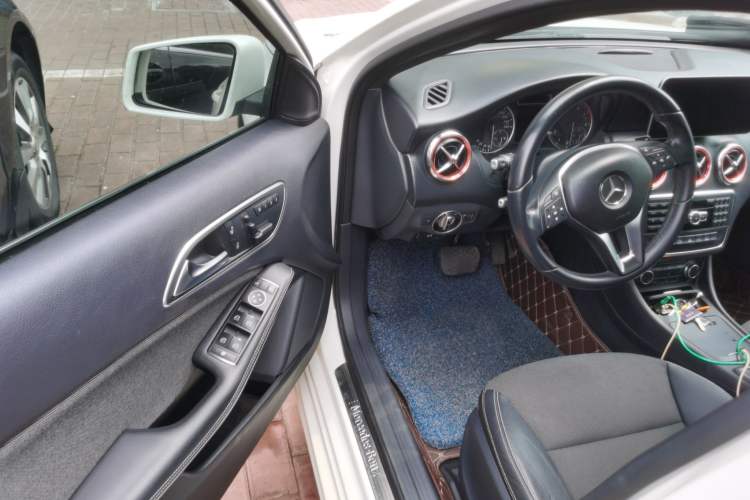 Used Mercedes-Benz A-Class 2013 A 180 Fashion Model Driver Seat