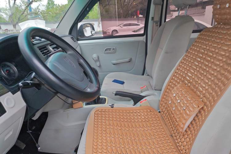 Used Jinbei New Hiace X30L 2021 1.5L Wealth Van Non-Air-Conditioned Version China VI Standard SWC15M Left Front Seat