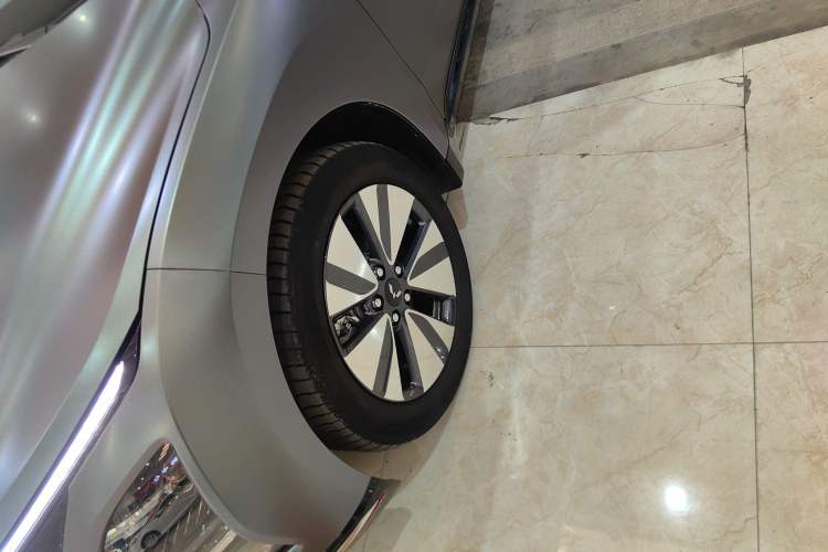 Used Wuling Xingguang 2023 70 Standard Edition
