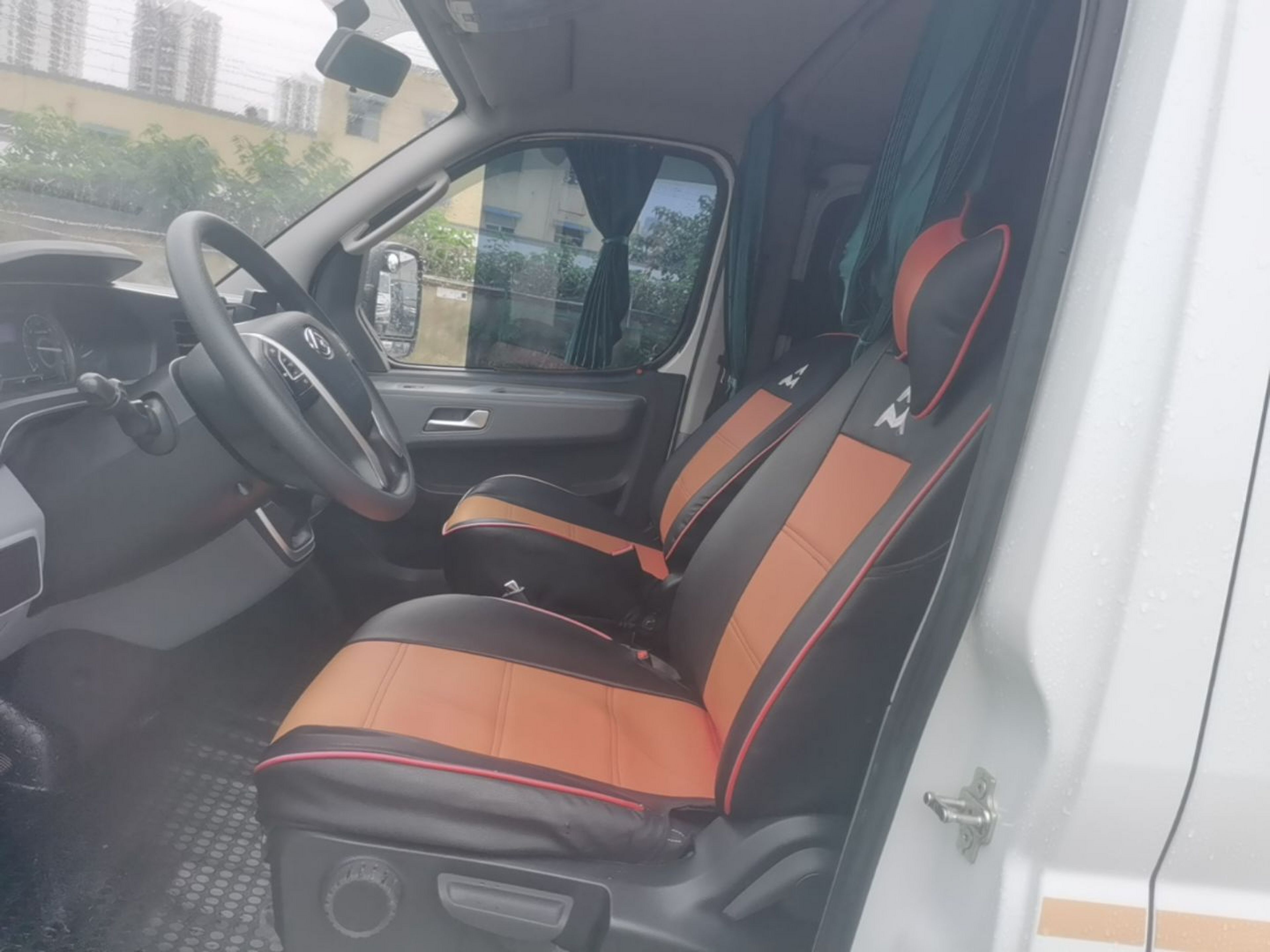 Interior delantero