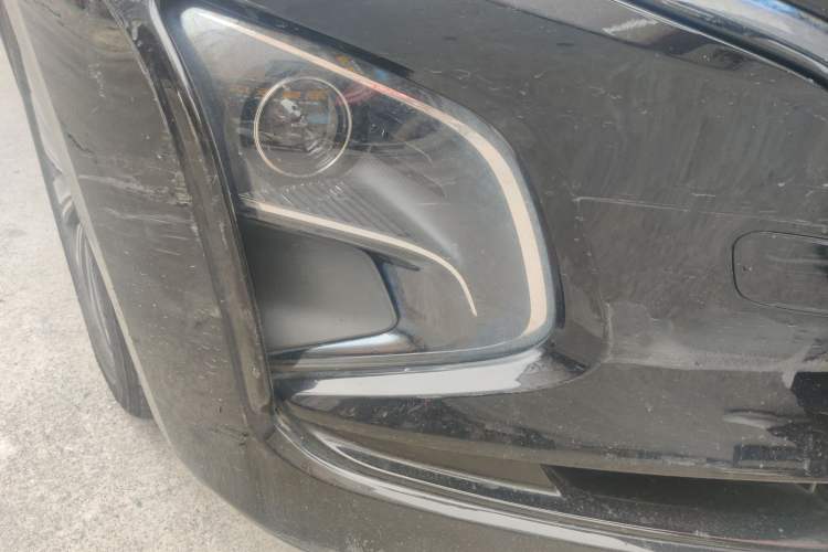 Used Hongqi E-QM5 2022 431 km Charge & Enjoy Edition