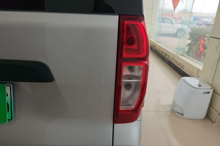 Used Wuling Zhiguang New Energy 2025 Comfort Model