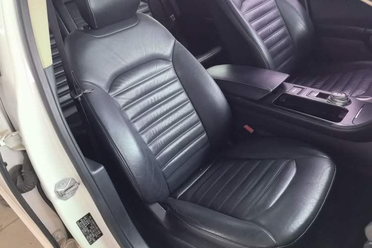 Used Ford Mondeo 2017 EcoBoost 180 Luxury Model Right Front Seat