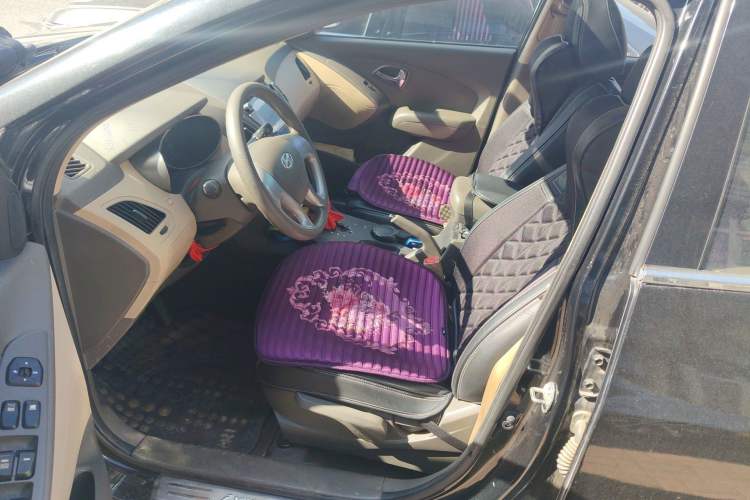 Used Hyundai ix35 2010 2.0L Automatic Two-Wheel Drive New Edition GL Left Front Seat