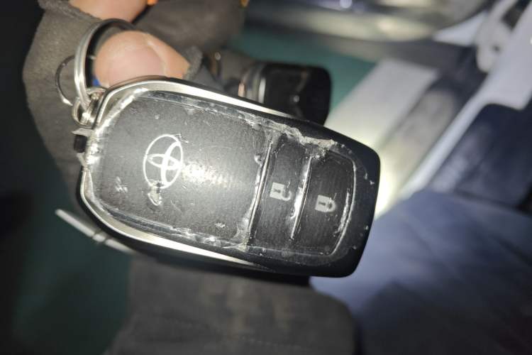 Used Toyota Highlander 2015 3.5L 4x4 Luxury Edition 7-seater
