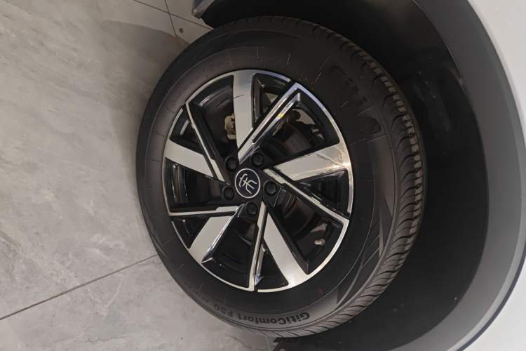 Used BYD Song Pro New Energy 2024 HONOR Edition DM-i 71KM Navigation Model