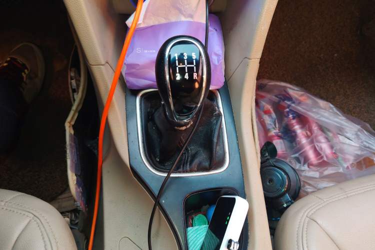 Used Baojun 730 2016 Revised Version 1.5L Manual Standard Model 5 Seats
