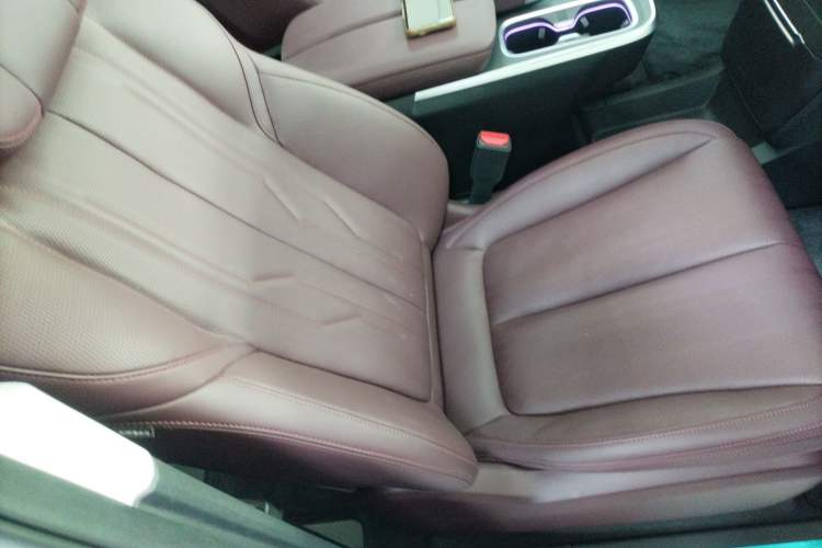 Used Buick Century 2025 2.0T Six-Seater YinShi Edition
