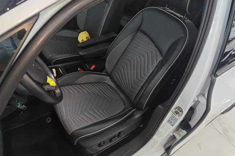 Used Volkswagen ID.3 2023 Pure Smart Edition Left Front Seat