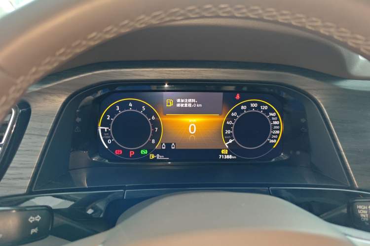 Used Volkswagen Viloran 2024 330TSI Luxury Edition
