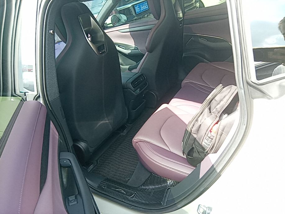 Xiaomi Auto SU7 2024 Rear-Drive Long-Range Intelligent Driving Version — снимка 20
