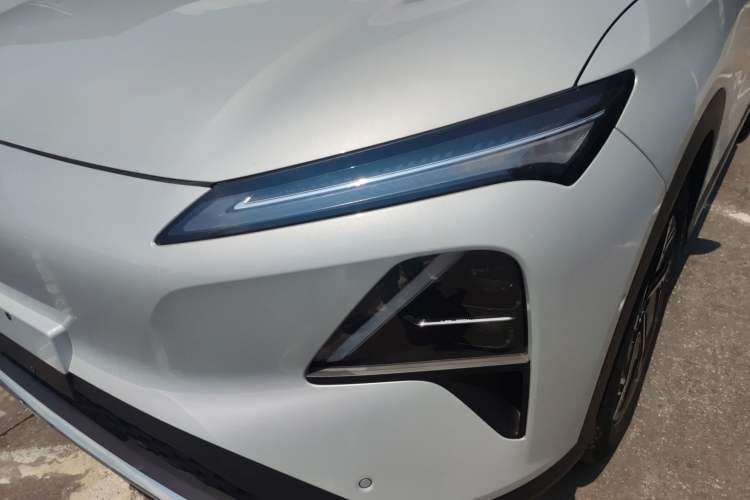 Used Wuling Xingguang S 2025 Model 510 km Flagship Version Left Front Headlight