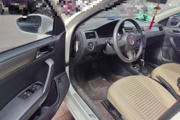 Used Volkswagen Santana 2015 1.6L Automatic Comfort Edition
