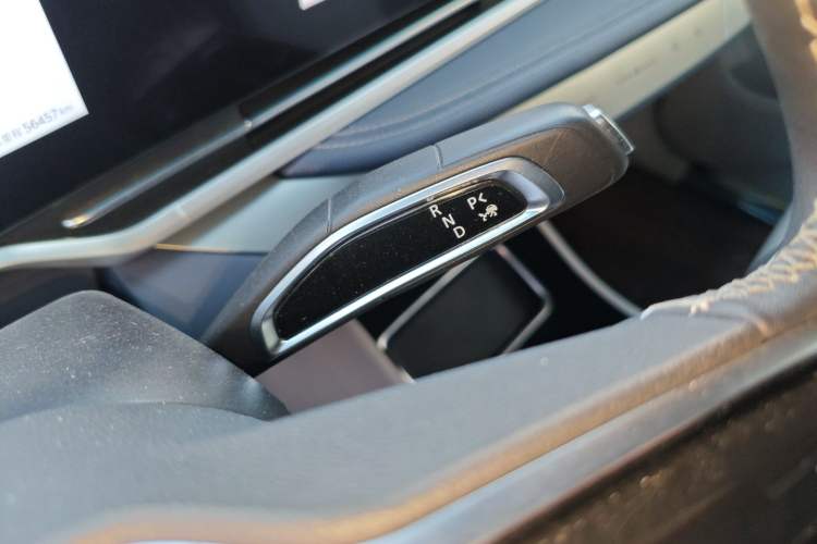 Used SAIC MAXUS G90 2022 2.0T Interstellar Six-Seater Edition