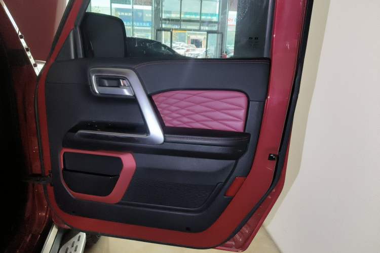 Used BAIC Off-Road BJ40 2020 2.0T Automatic Four-Wheel Drive Urban Hunter Edition Chivalrous Type
