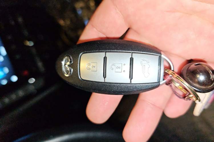 Used Infiniti QX50 2018 2.0T Four-Wheel Drive Smart Edition Vehicle Key