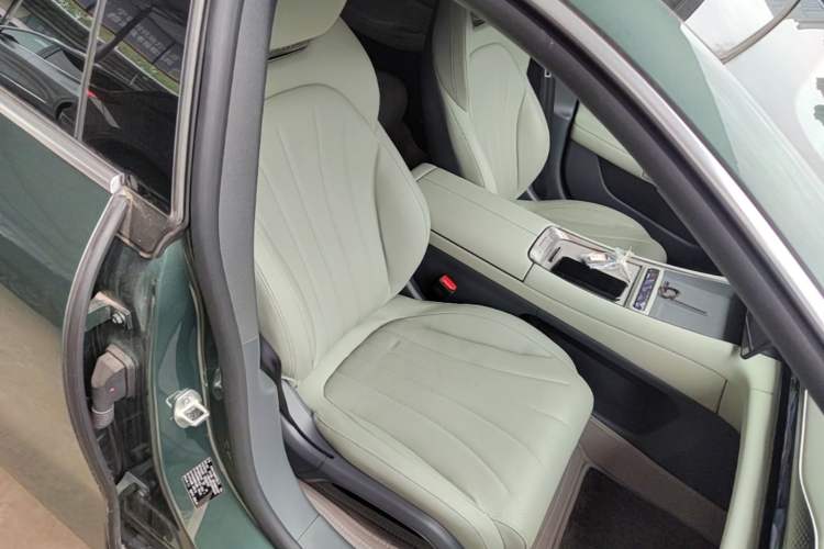 Used EXEED Star Era ES 2025 Pure Electric Fudao Version 77kWh Right Front Seat