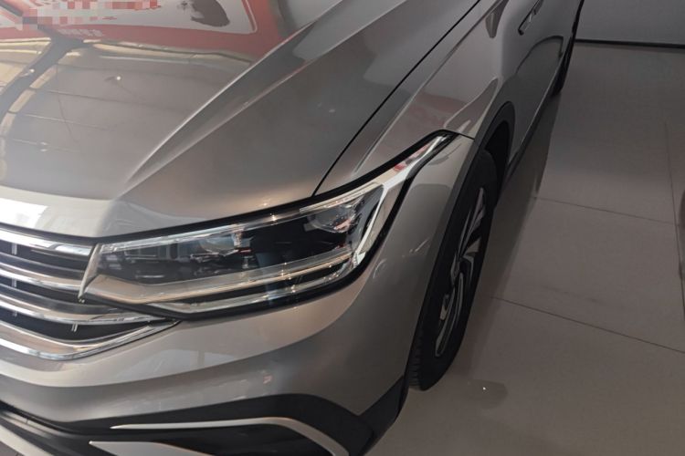 Used Volkswagen Tiguan L 2022 330TSI Automatic Two-Wheel Drive Smart Edition
