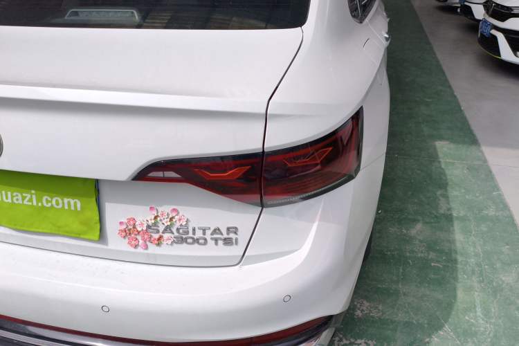 Used Volkswagen Sagitar 2023 200TSI DSG Excellence Edition Right Rear Taillight