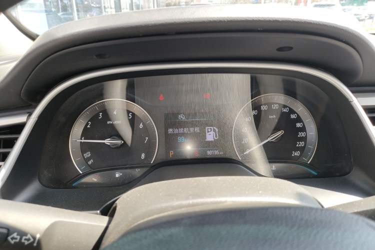 Used Buick GT 2015 15N Automatic Elite Version
