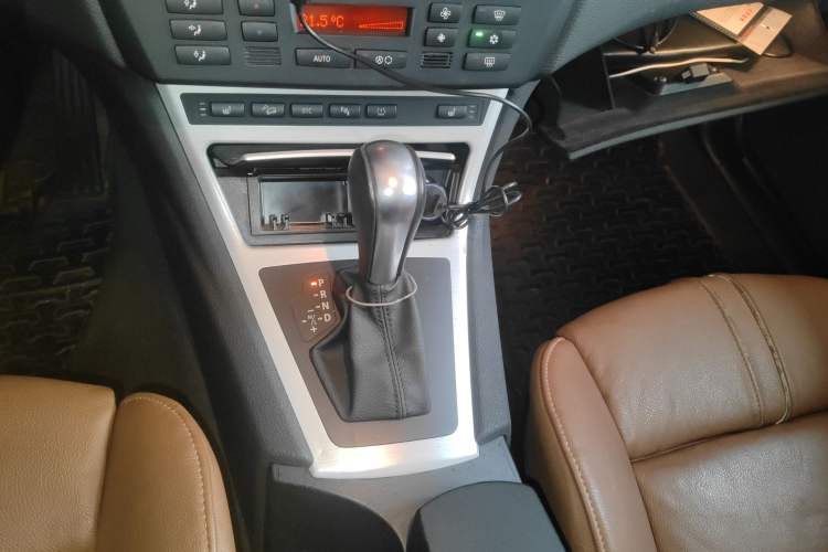 Used BMW X3 2009 xDrive25i Luxury Plus Model
