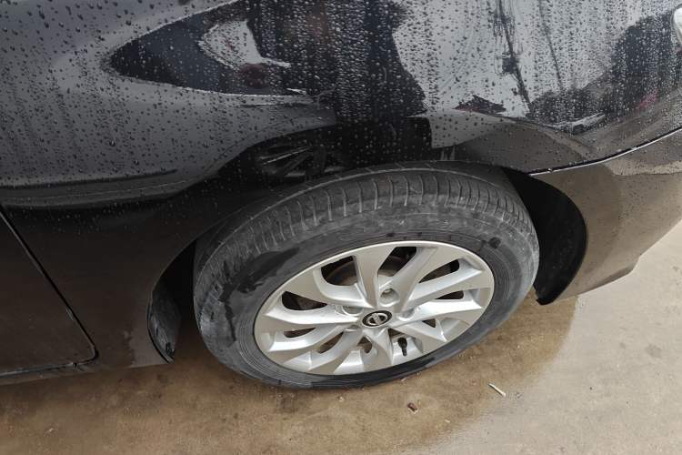 Used Nissan Sylphy 2018 1.6XV CVT Deluxe Edition Right Front Wheel Hub