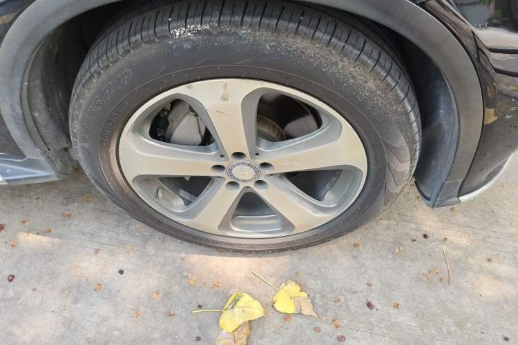 Used Mercedes-Benz GLC 2017 GLC 260 4MATIC Luxury Model
