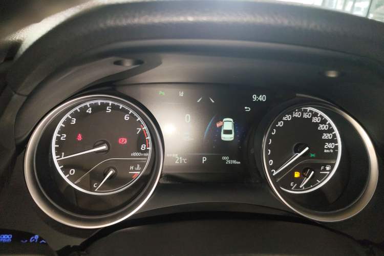 Used Toyota Camry 2021 2.0G Luxury Edition