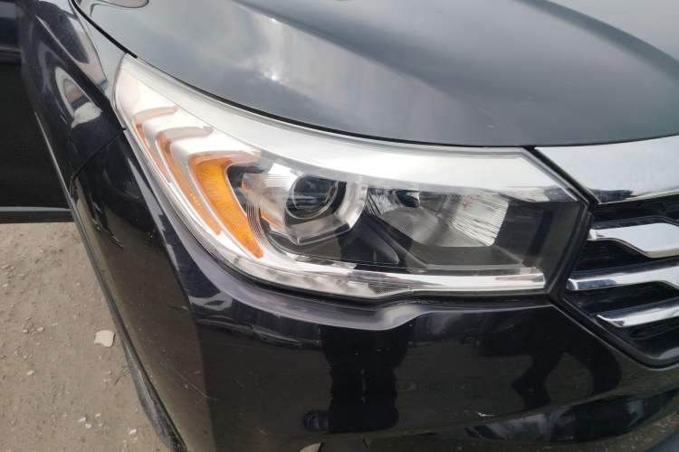 Used GAC Trumpchi GS4 2015 200T G-DCT Elite Edition Right Front Headlight