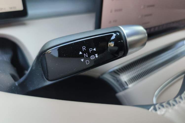 Used XPeng X9 2024 640 All-Wheel Drive High-Performance Max