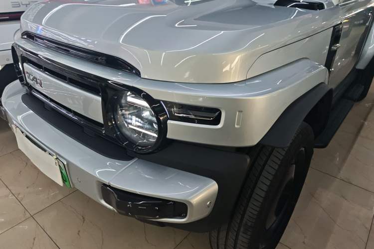 Used iCAR V23 2025 401 Two-Wheel Drive Intelligent Driving Version