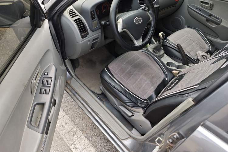 Used Soueast V3 Lingyue 2011 1.5L Manual Comfort Edition