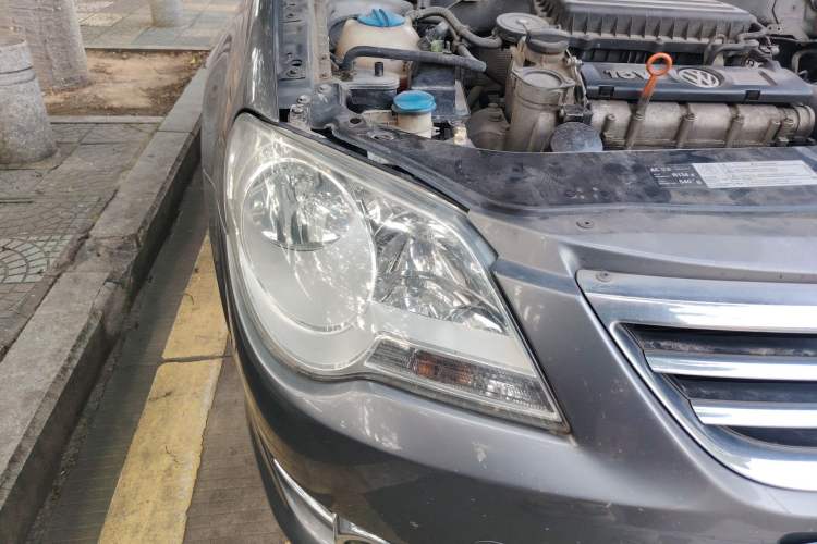 Used Volkswagen Bora 2012 1.6L Manual Fashion Edition