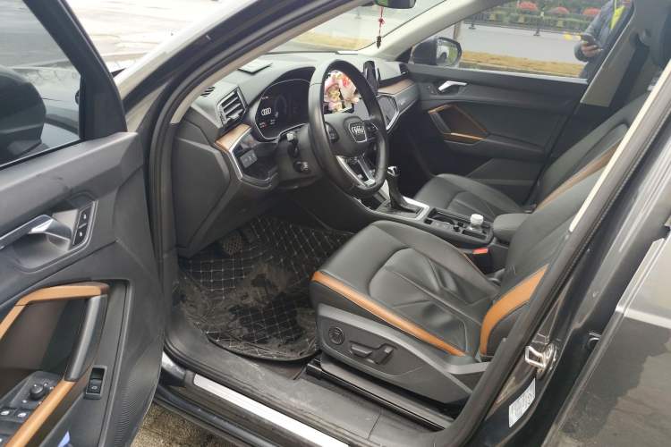 Used Audi Q3 2022 35 TFSI Fashionable and Elegant Model