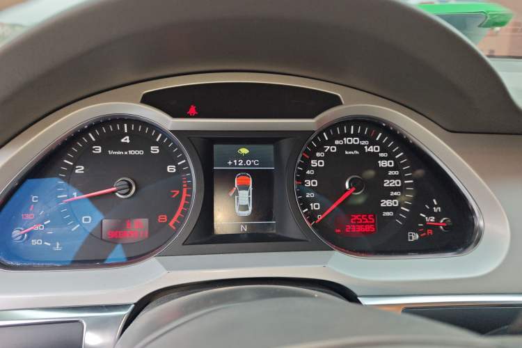 Used Audi A6L 2011 2.0 TFSI Automatic Standard Edition Instrument Cluster