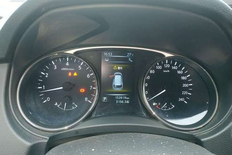 Used Nissan X-Trail 2014 2.5L CVT Luxury Edition 4WD Instrument Cluster